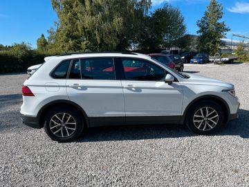 Volkswagen Tiguan - 5