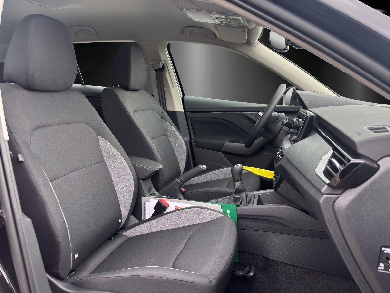 Fahrzeugabbildung SKODA Scala Essence 1,0 TSI 70 kW