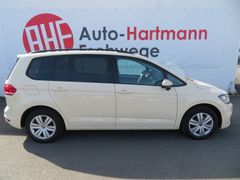 VW Touran 2.0 TDI Trendline Taxi DSG 7-Sitzer Leder VW Touran 2.0 TDI Trendline Taxi DSG 7-Sitzer Leder
