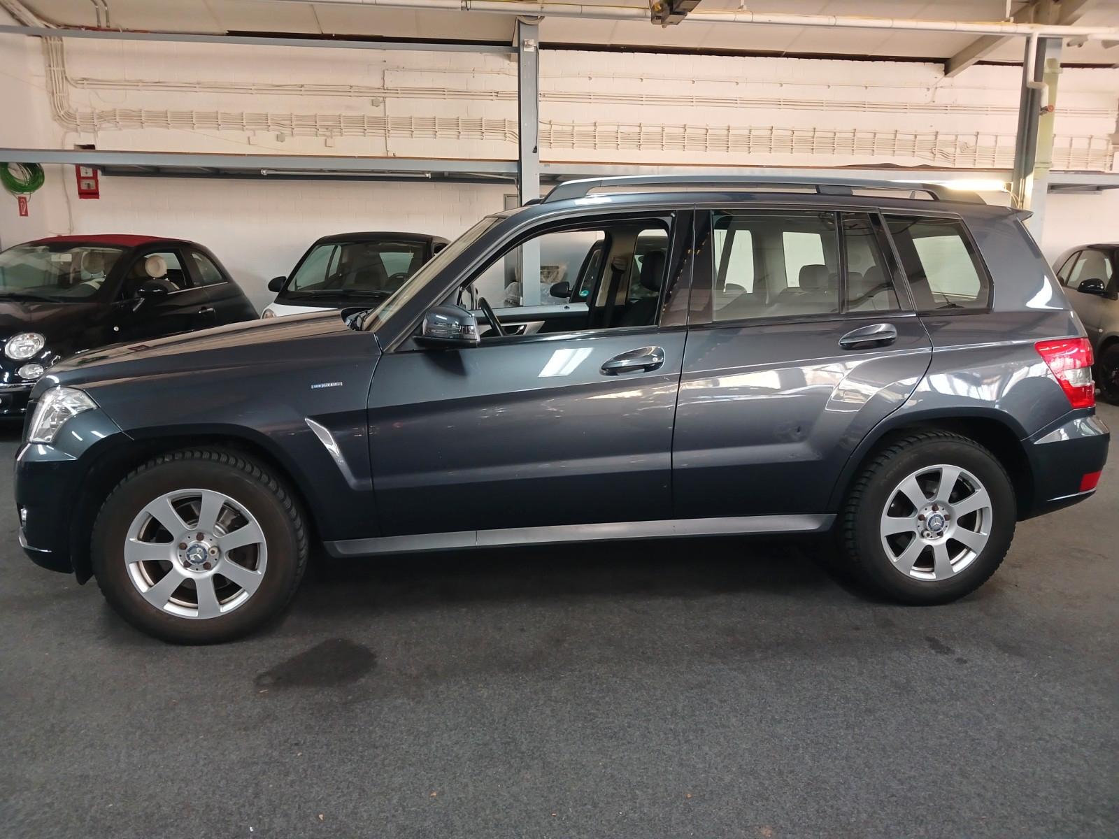 Mercedes-Benz GLK 220 CDI  4Matic 1.HAND TZ NAVI LM AHK TOP!