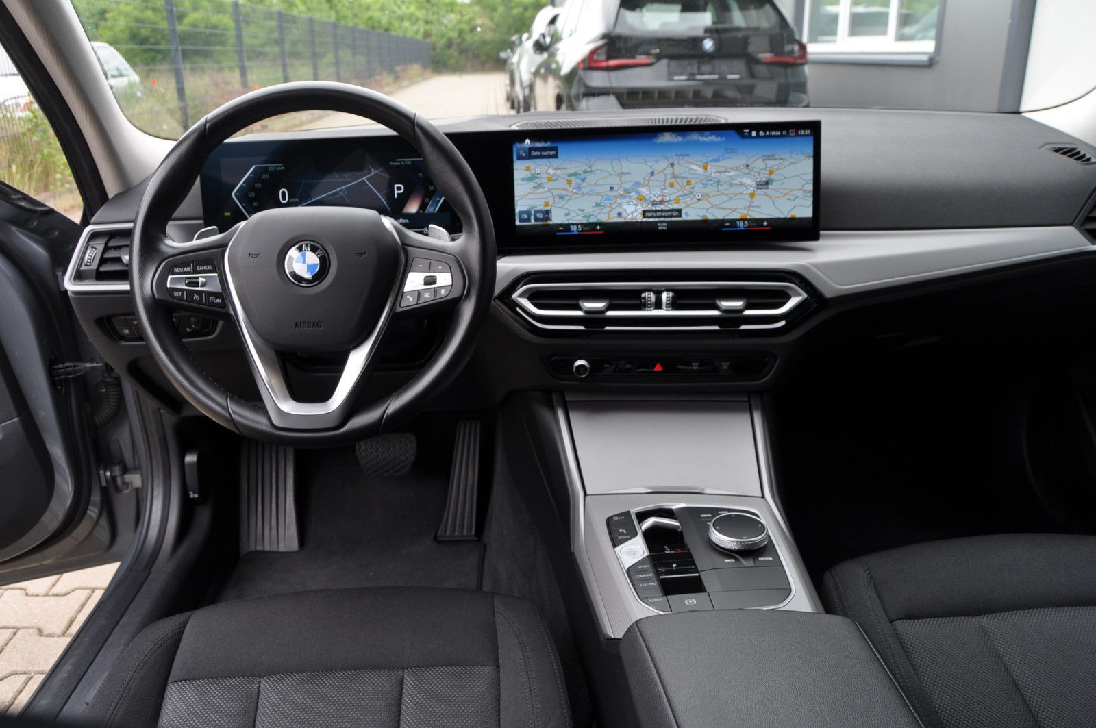 BMW 318i Touring Aut. LED Widescreen DAB Tempomat foto 17