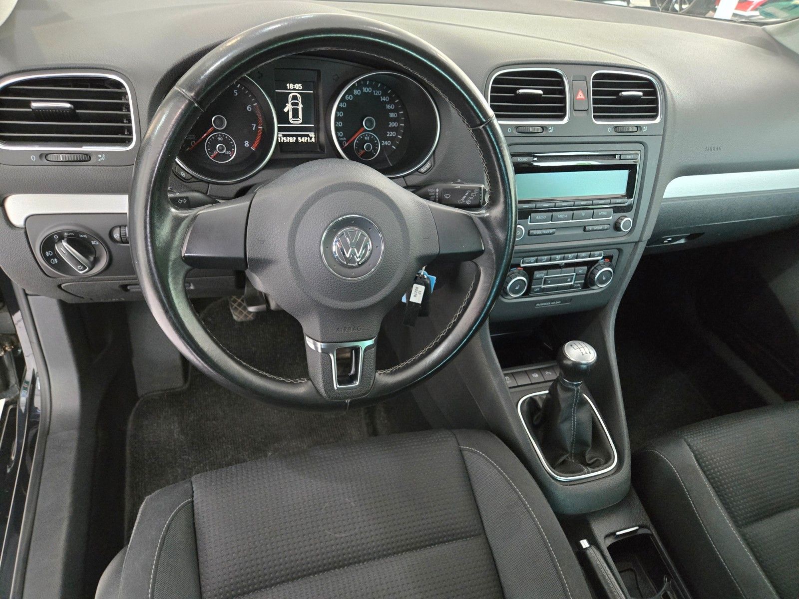 Fahrzeugabbildung Volkswagen Golf VI Team