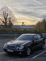 Mercedes-Benz Mercedes Benz W211 E240 Avantgarde - gebrauchte Mercedes-Benz E 240 aus dem Jahr 2005
