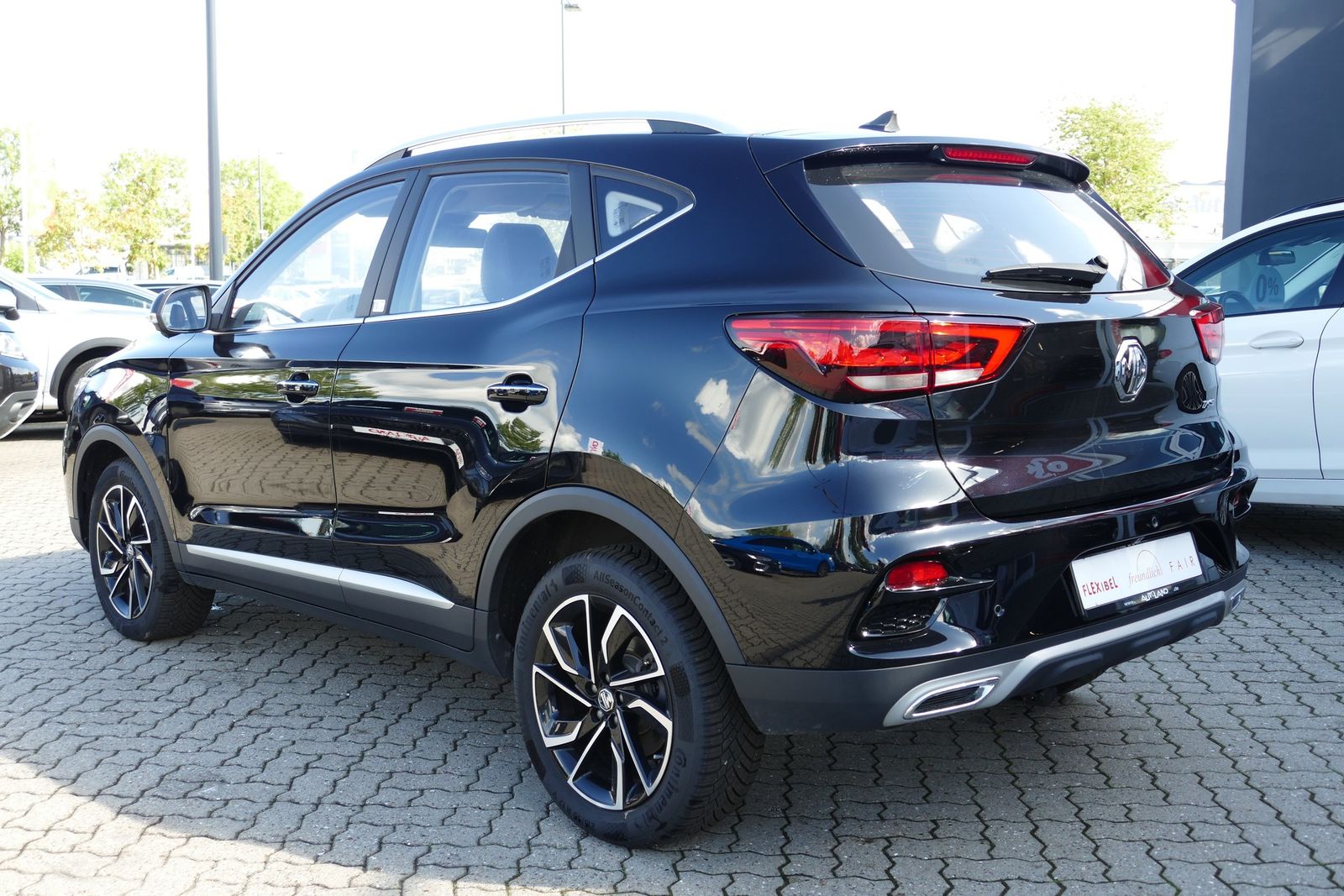 MG ZS