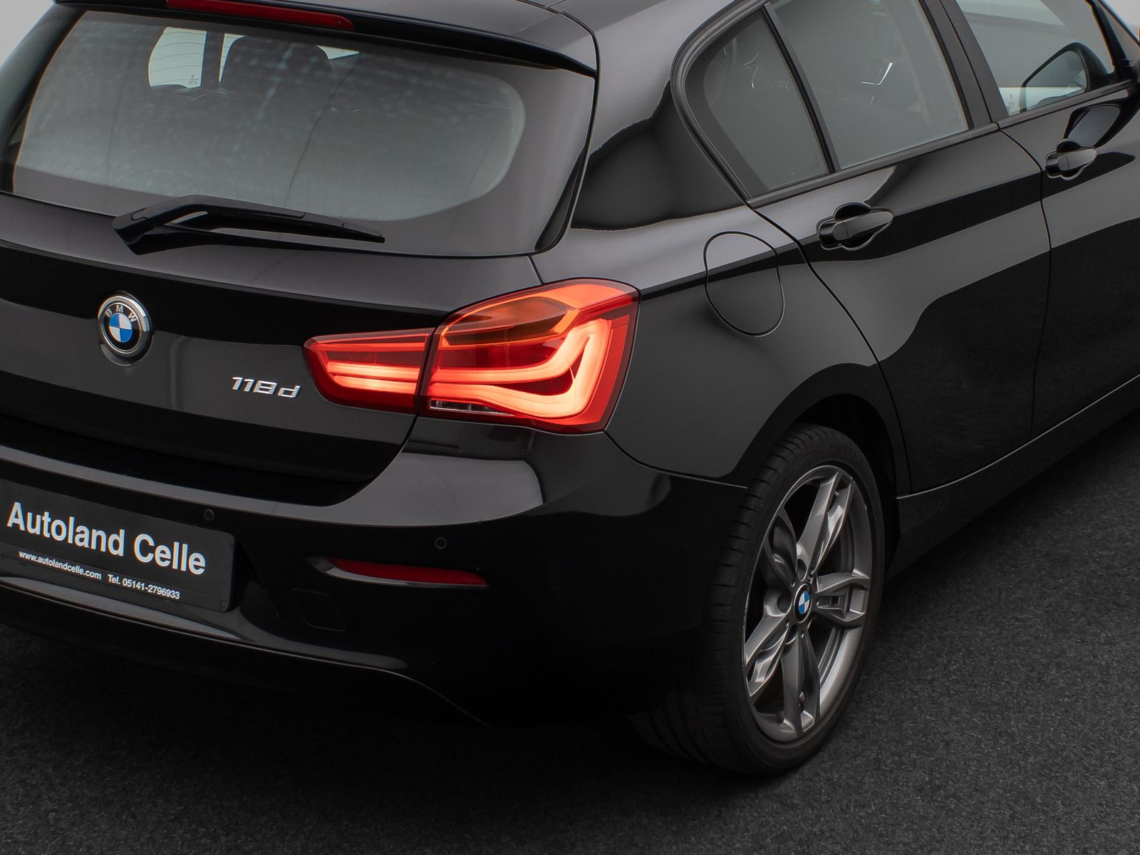 Fahrzeugabbildung BMW 118d Advantage PDChint Sitzhzg Geschwindigkeits