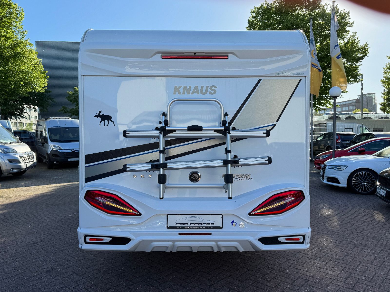 Fahrzeugabbildung Knaus SKY TI 700 MEG PLATINUM SELECTION HEAD-UP 1.HAND