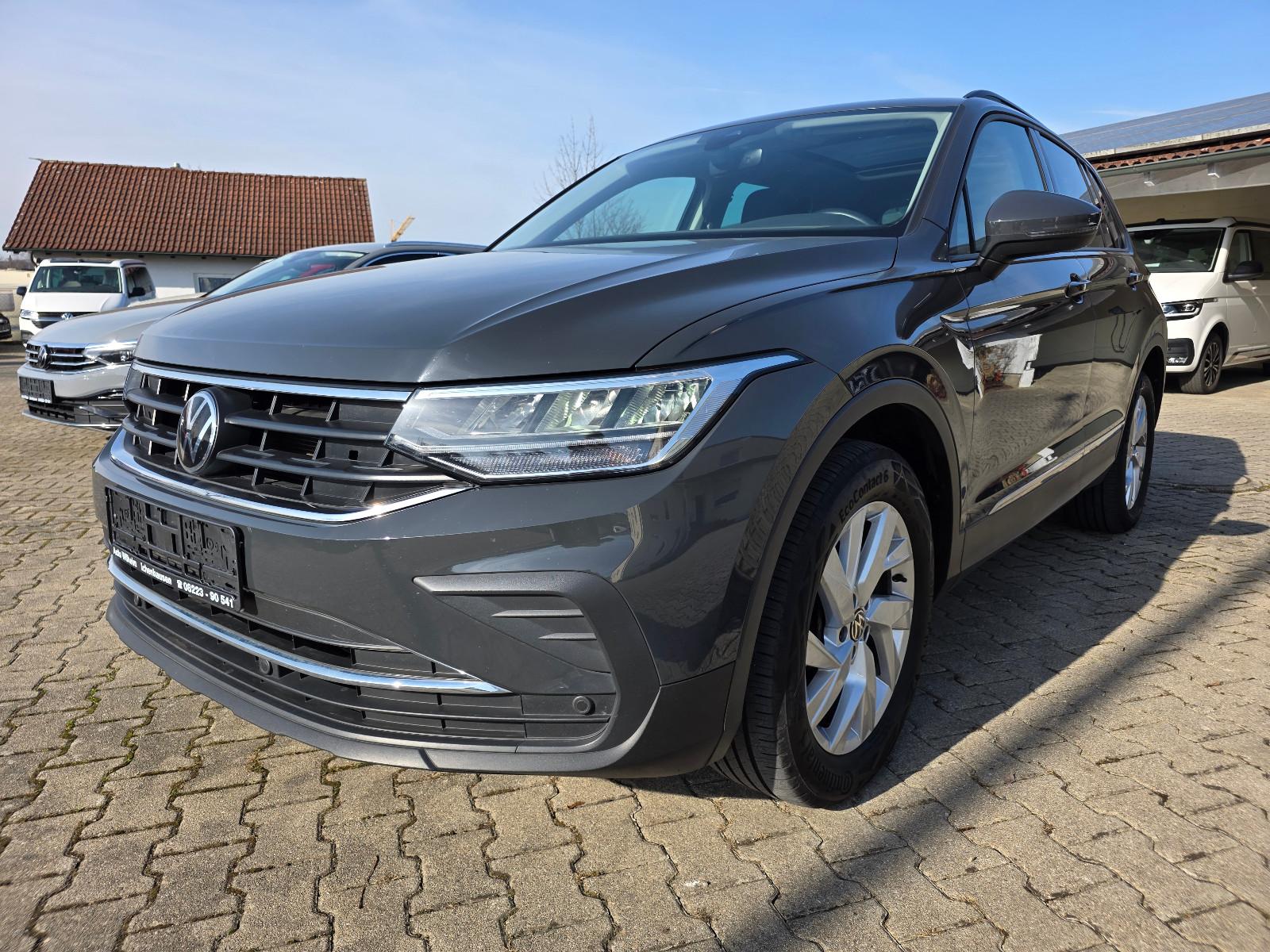 Volkswagen Tiguan Life 4M 2.0TDI 200PS AHK ACC Cam Pano LED