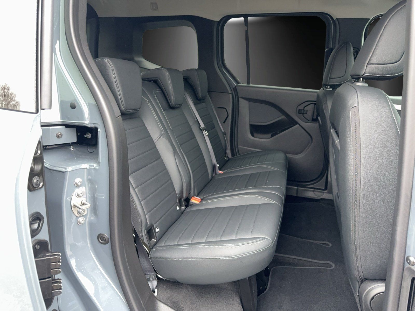 Fahrzeugabbildung Mercedes-Benz T 180 ED Winterpaket LED DAB MBUX ParkAss Navi