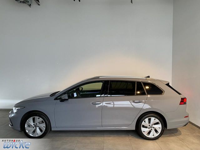 Golf VIII Variant 1.5 TSI Move NAVI KLMA LED AHK
