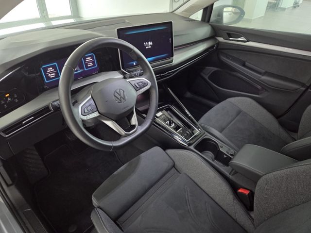 Golf VIII Style eHybrid LED+ NAV AHK ERGO KAM 3J