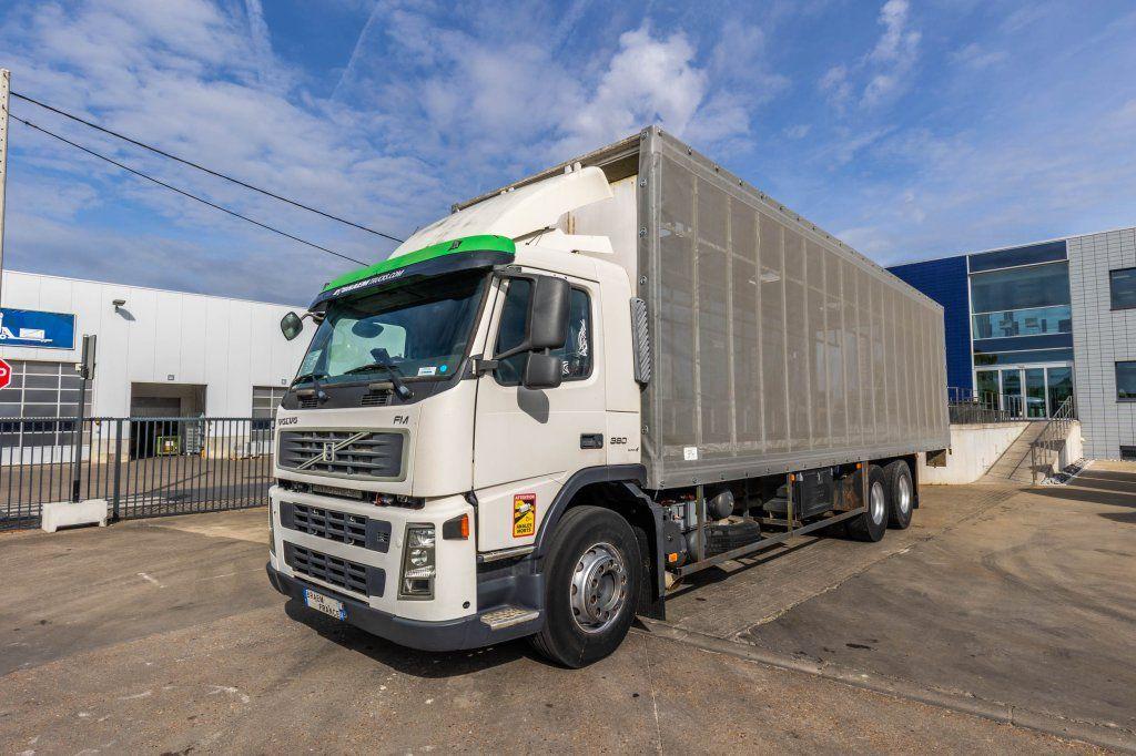 Volvo FM 360 -6x2 (10pneus/tires)
