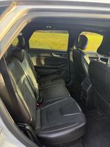 Ford Edge 2,0 l EcoBlue Bi-Turbo 4x4 ST-LINE Auto... - silberne Ford Edge