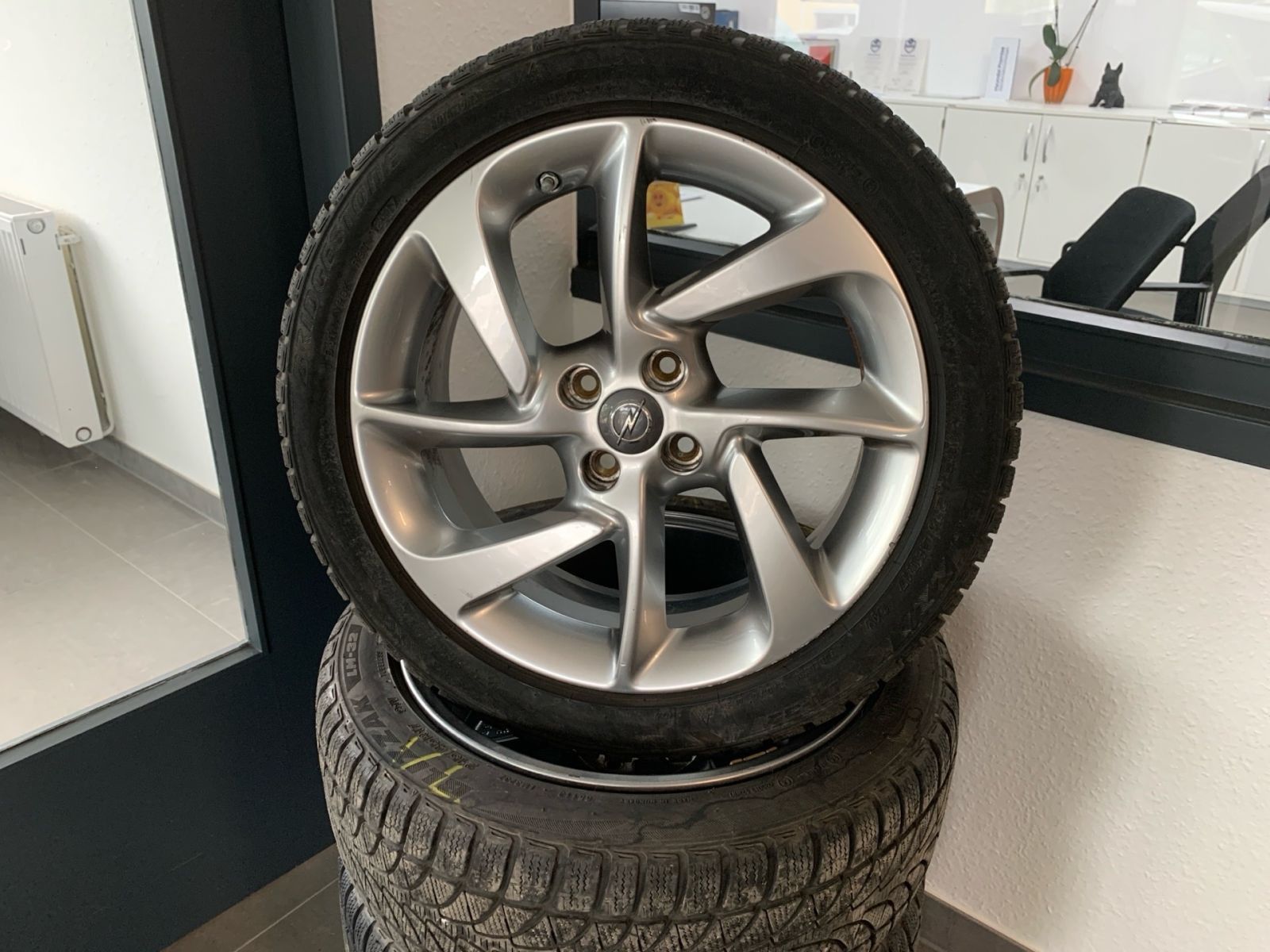 Fahrzeugabbildung Opel Adam 1.4 Open Air 120 Jahre S/S