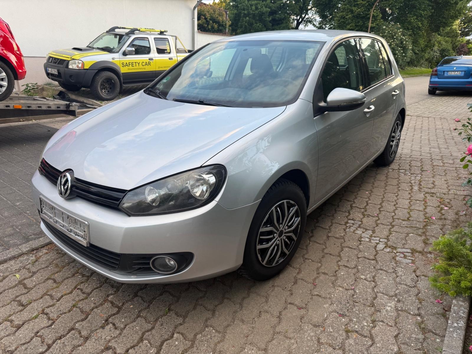 Volkswagen Golf VI Trendline 1,6 liter TOP ZUSTAND EINMALIG