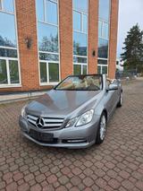 Mercedes-Benz E 350 BlueEFF. ELEGANCE Harman/Kardon neue TÜV  - Mercedes-Benz E 350 in Frankfurt (Main)