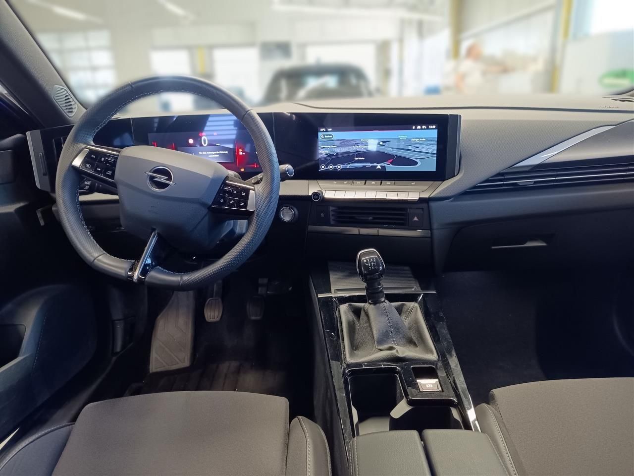 Fahrzeugabbildung Opel Astra ST 1.2T GS - Navi, LED, Sitzhzg., Lenkradh