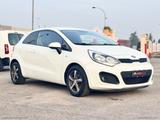 Kia KIA Rio 1.4 CRDi WGT 3p. EX - Kia Rio aus 2012 mit Diesel-Antrieb