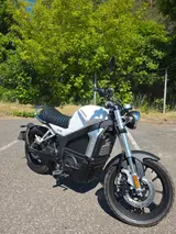 Horwin CR6 - ELEKTRO NAKED BIKE