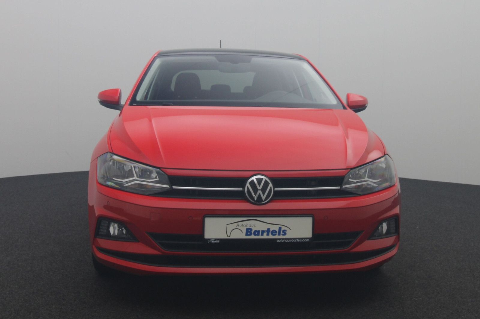 Fahrzeugabbildung Volkswagen Polo VI 1.0 TSI DSG Active