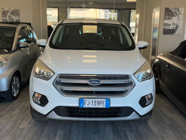 Ford Kuga 1.5 TDCI 120 CV S&S 2WD ST-Line Busine