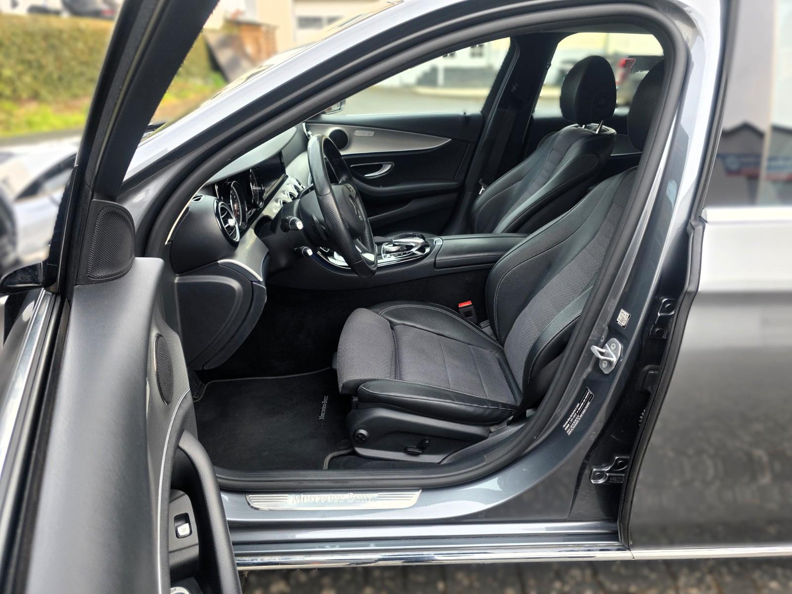Mercedes-Benz E 220D T AUTOMATIK*LED*RFK*BSA*NAVI*GRA*PDC*SHZ