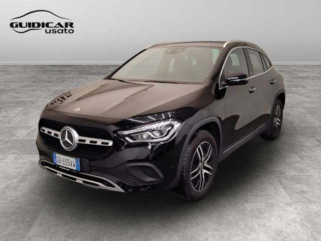 Mercedes-Benz GLA-H247 2020 - GLA 180 d Premium 