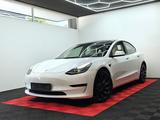 Tesla Model 3 Performance WHITE/WHITE - Tesla Model 3 in Berlin