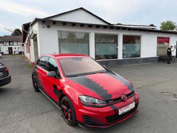 Volkswagen Golf - 3