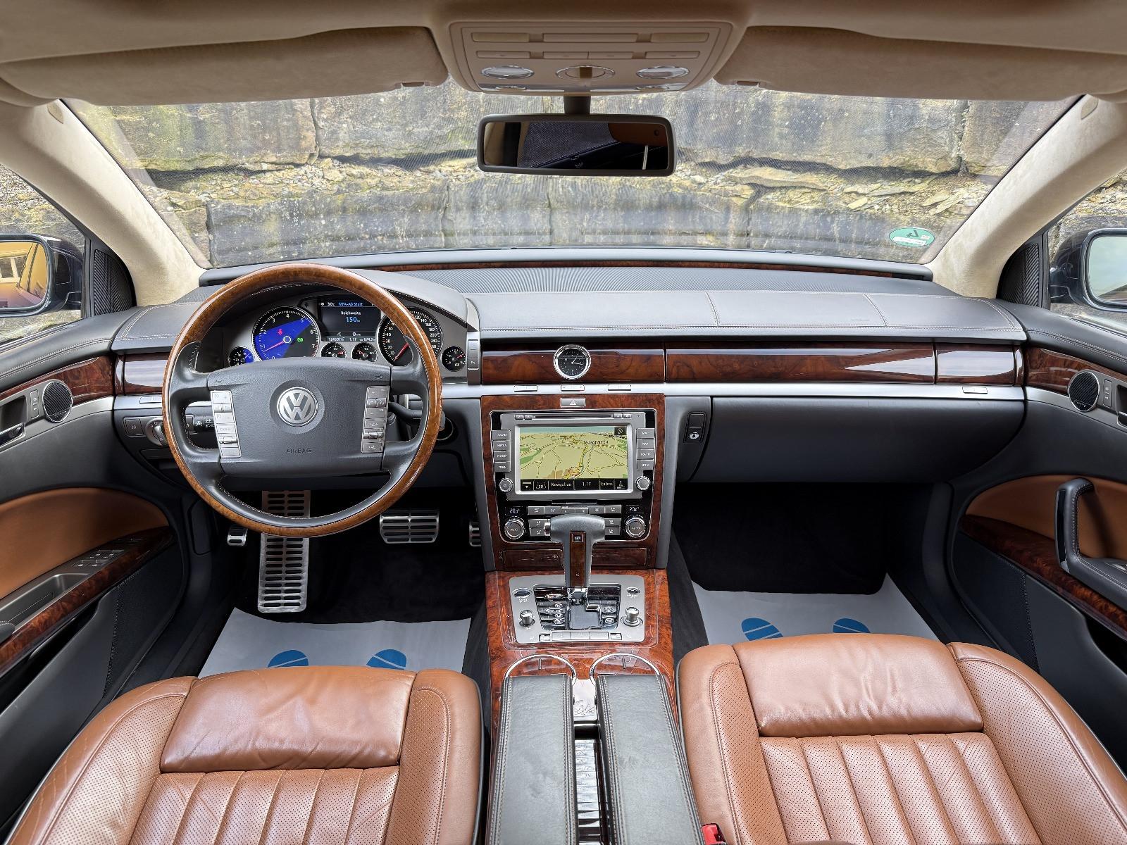 Volkswagen Phaeton 4.2 V8 4MOTION Tiptronic 4-Sitzer -