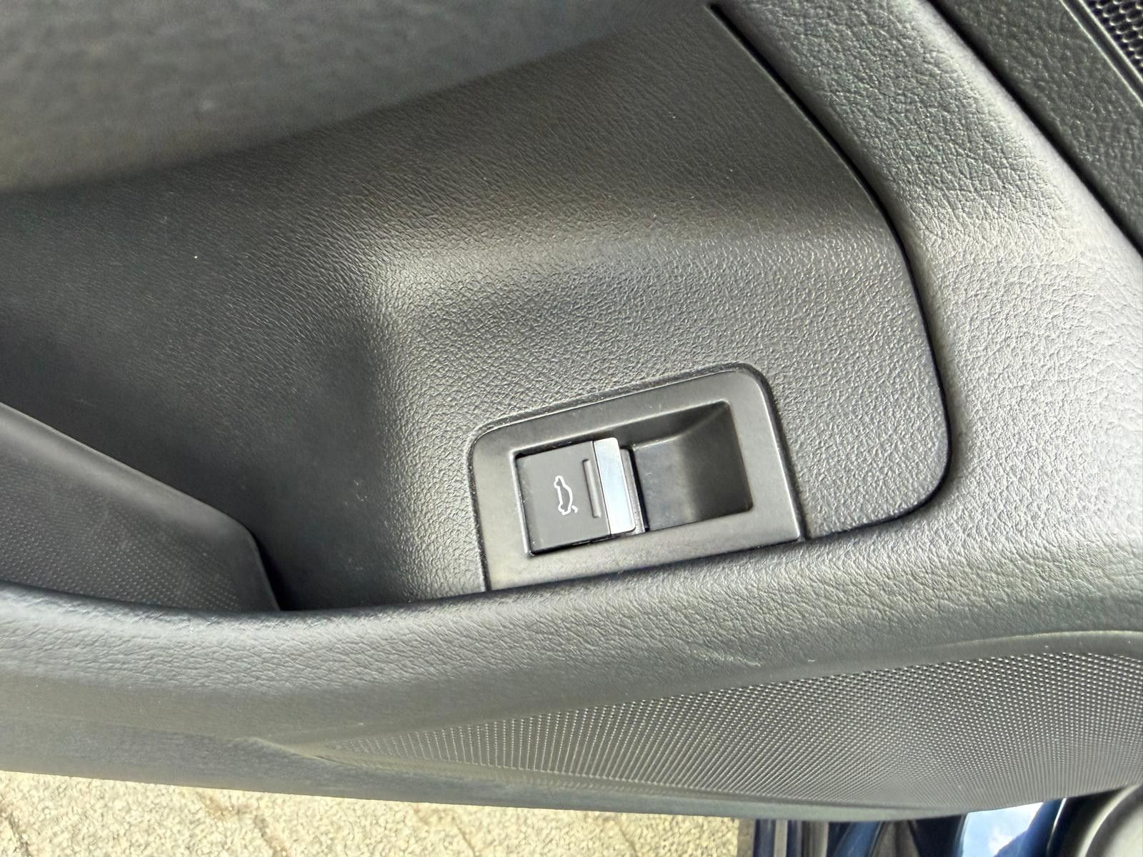 Fahrzeugabbildung Audi A6 40TDI Design MEMO+LEDER+SHZ+NAVI+KAMER+ACC+18