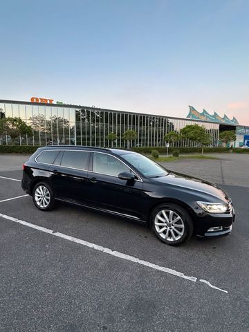 VW Passat Variant