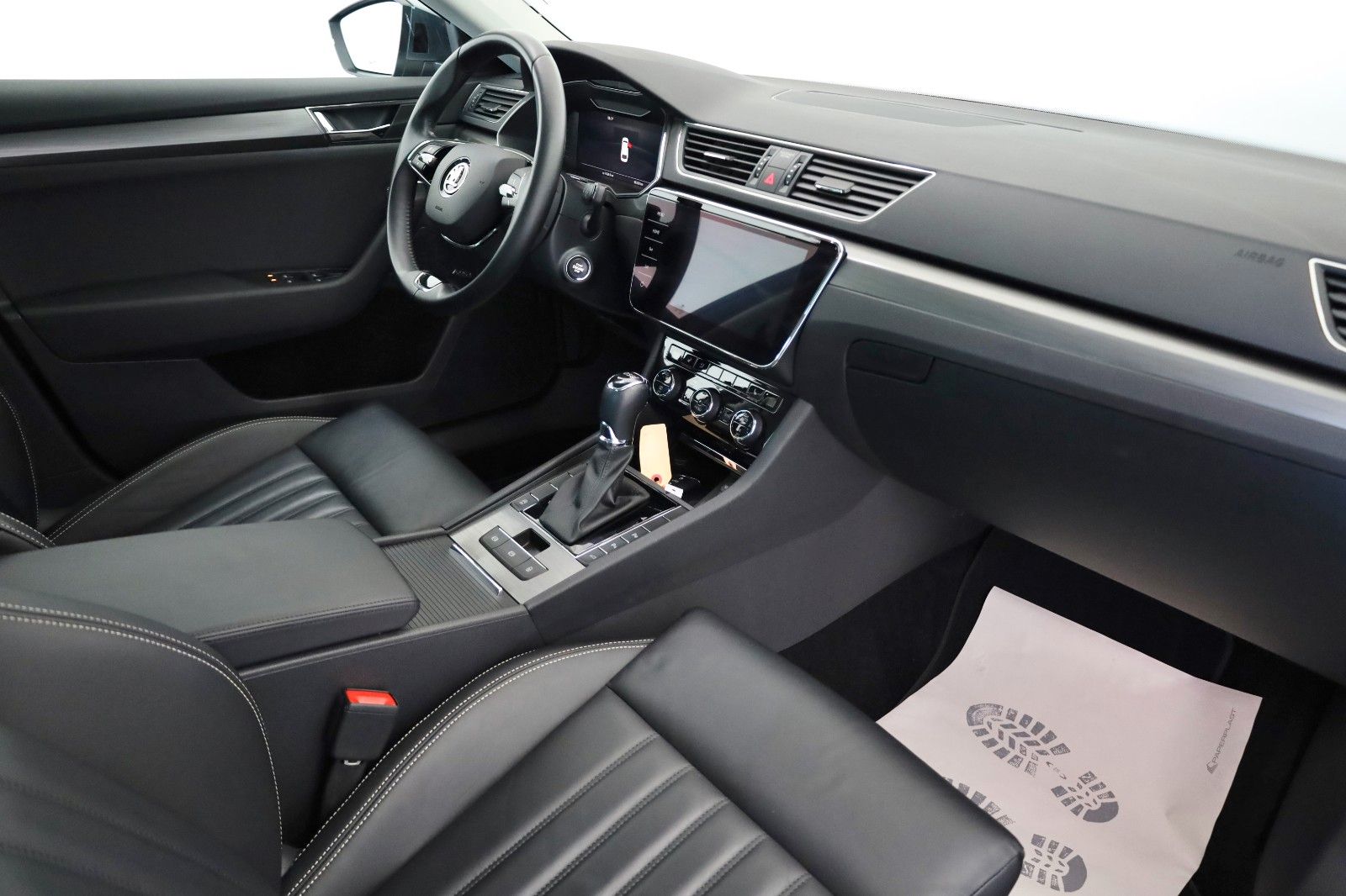 Fahrzeugabbildung SKODA Superb Combi Style Leder,Navi,LED,Memory,Virtual