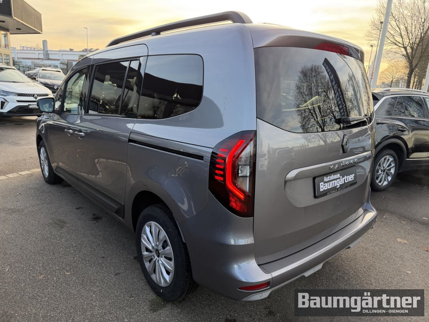 Fahrzeugabbildung Renault Grand Kangoo Techno TCe 130 EDC 7-Sitzer/Kamera/