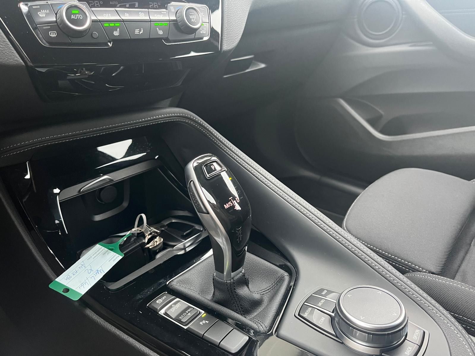 Fahrzeugabbildung BMW X2 sDrive 20 i Advantage*LED*RFK*Memory*Navi*