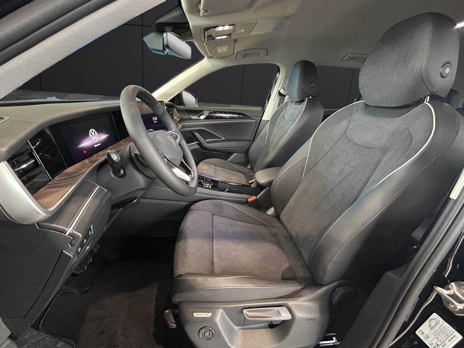 Fahrzeugabbildung Volkswagen Tayron TDI Elegance DSG LED+ AHZV RFK