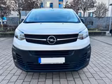Opel Vivaro 1.5 Doppelkabine in neuwertigem Zustand - Opel Vivaro Gebrauchtwagen in Frankfurt