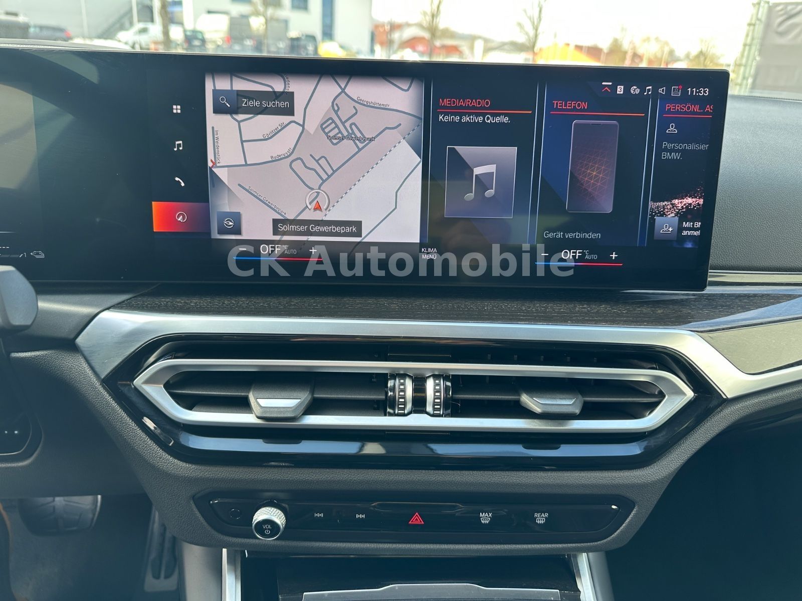 Fahrzeugabbildung BMW 330e Touring M-Sport/Navi/Head-Up/LED/Kam/AHK