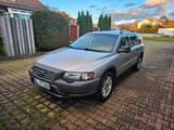 Volvo 2004er Volvo XC70 2.5T 4x4 TÜV 06/2027 - Volvo XC70 mit Benzin-Antrieb