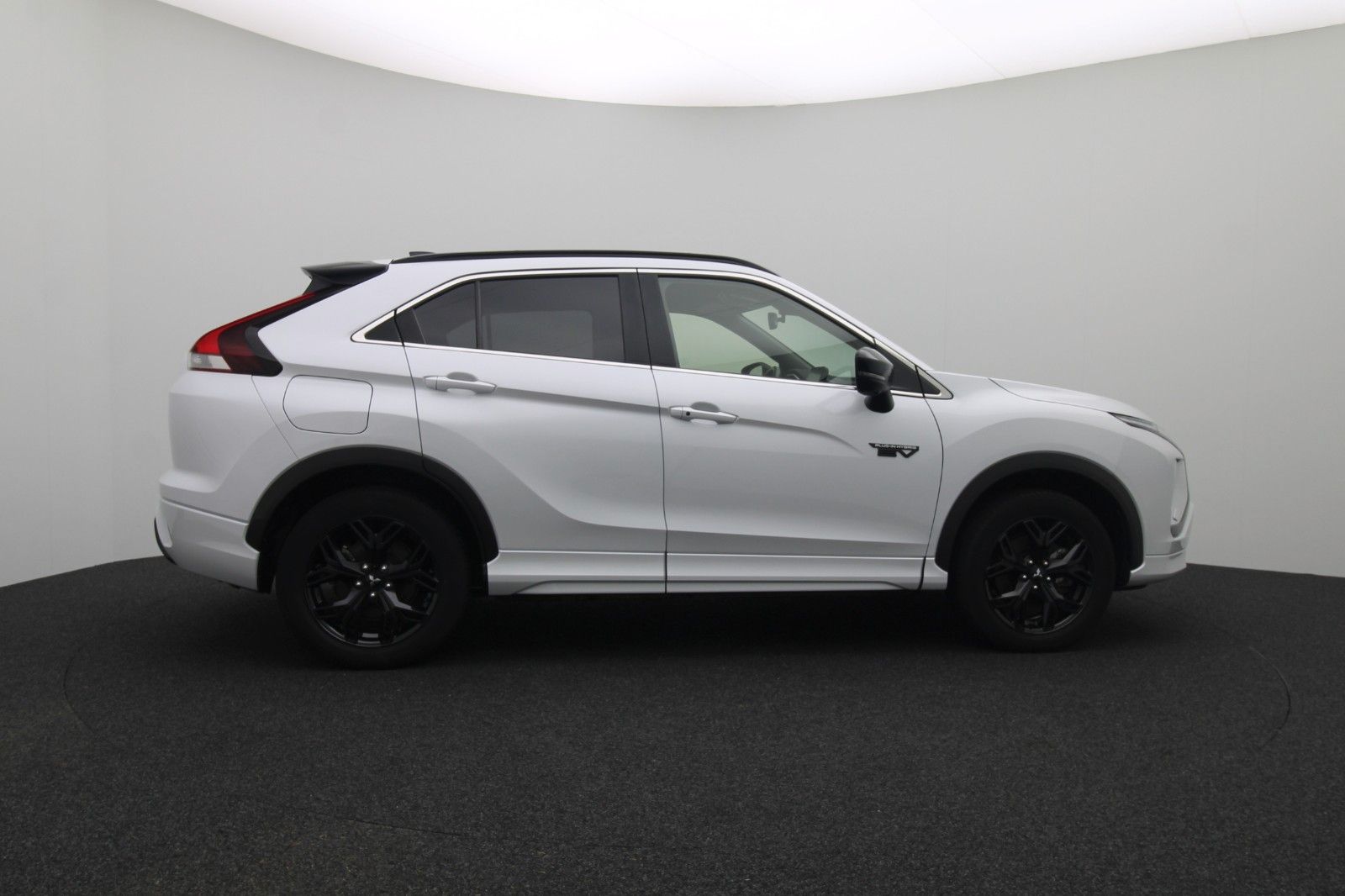 Fahrzeugabbildung Mitsubishi Eclipse Cross Plus Select Black Hybrid 4WD