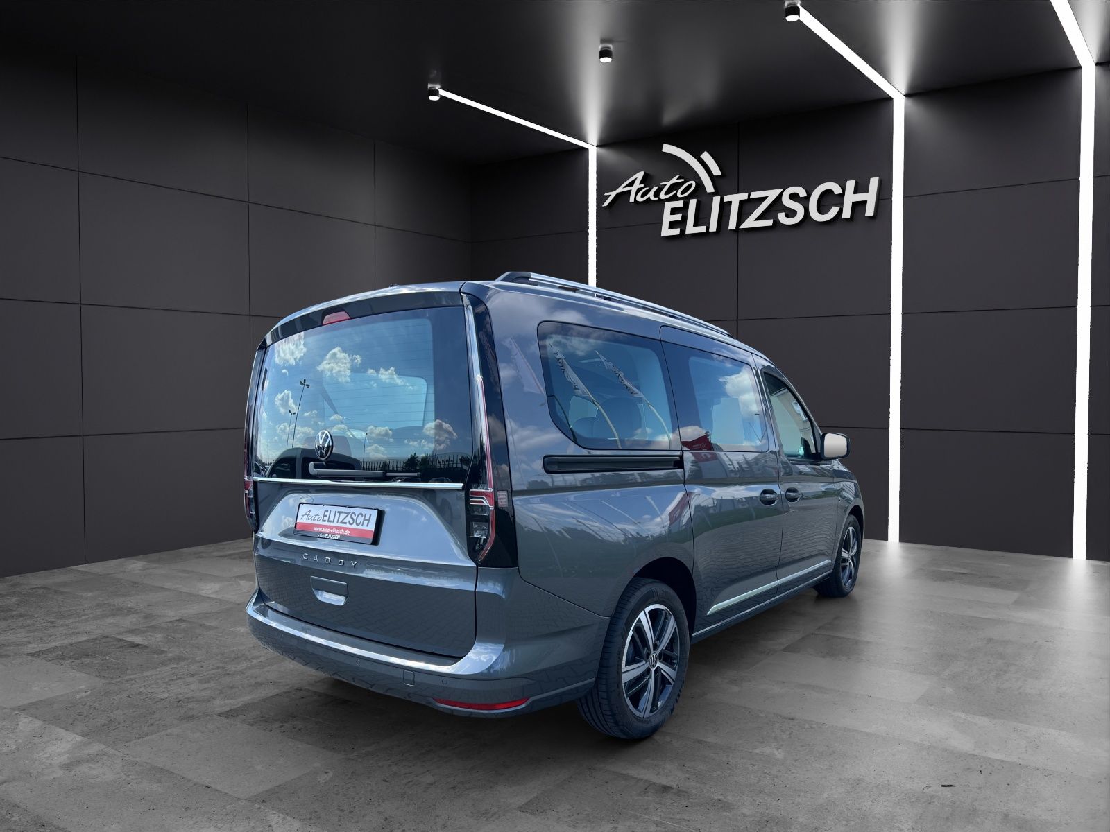 Fahrzeugabbildung Volkswagen Caddy Maxi TSI Style Maxi LED AHK STH NAVI