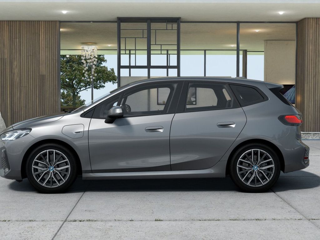 BMW 225 Active Tourer — fotografia 3