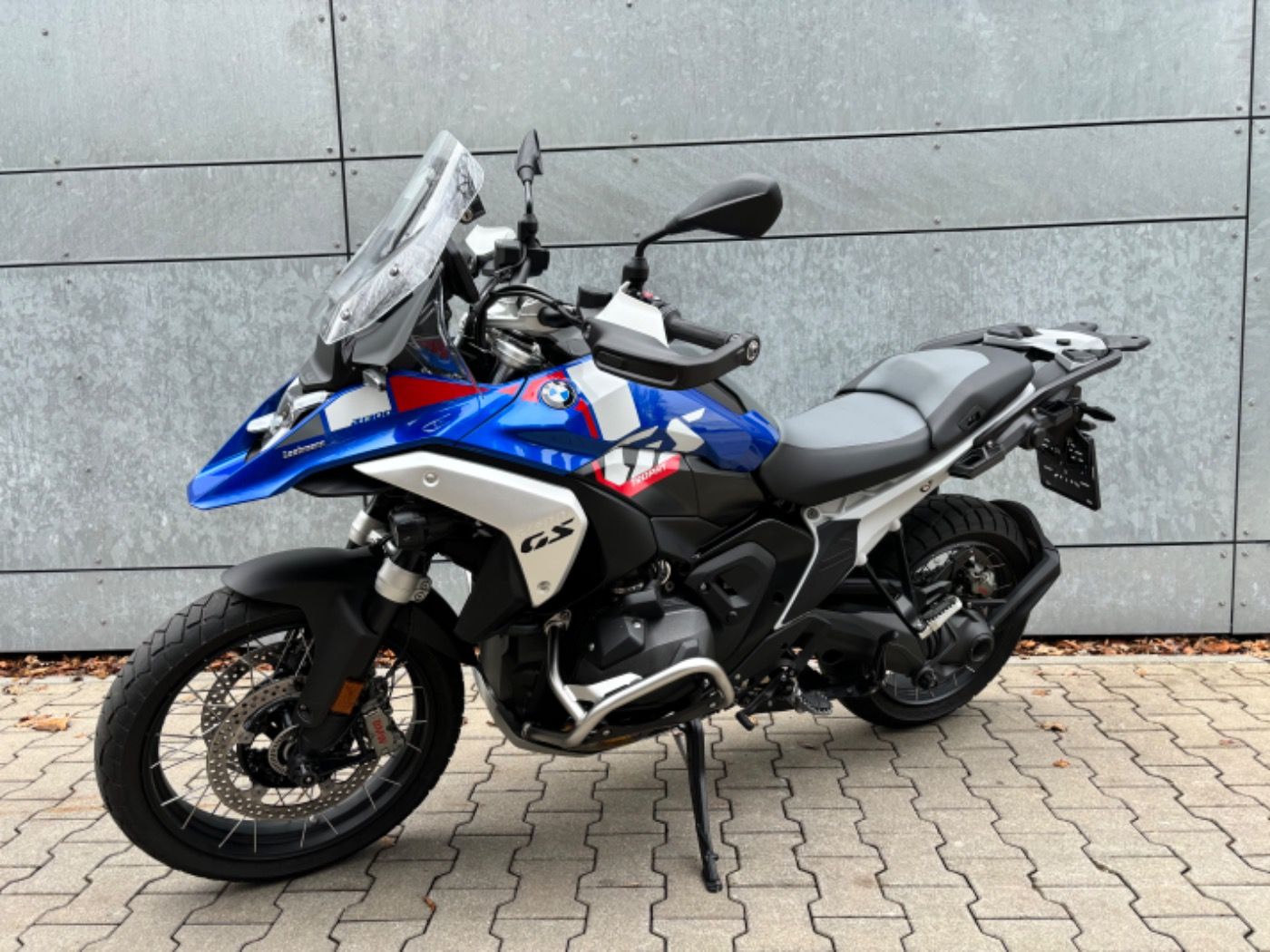 Fahrzeugabbildung BMW R 1300 GS Trophy 4 Pakete Fahrzeughöhenregelung