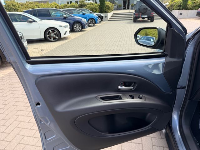 Toyota Aygo X Hybrid Active + Business Paket