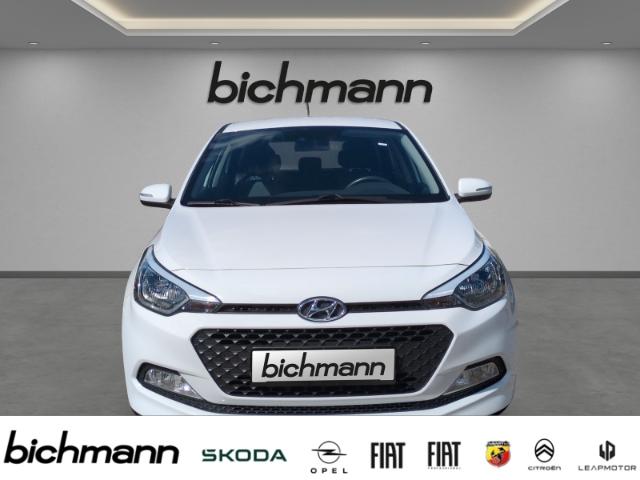 Hyundai i20 Trend Nav BT PDC SHZ LHZ Alu USB