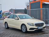 Mercedes-Benz E 200 d Automatik Kamera - Mercedes-Benz E 200 mit Diesel-Antrieb: Taxi, Limousine