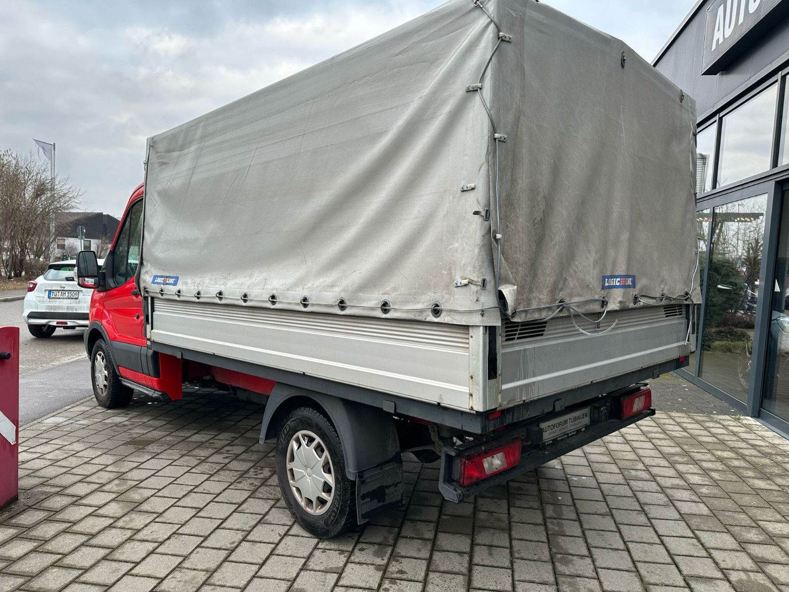 Fahrzeugabbildung Ford TRANSIT 350 L2 PRITSCHE *TEMPO*KLIMA*PLANE