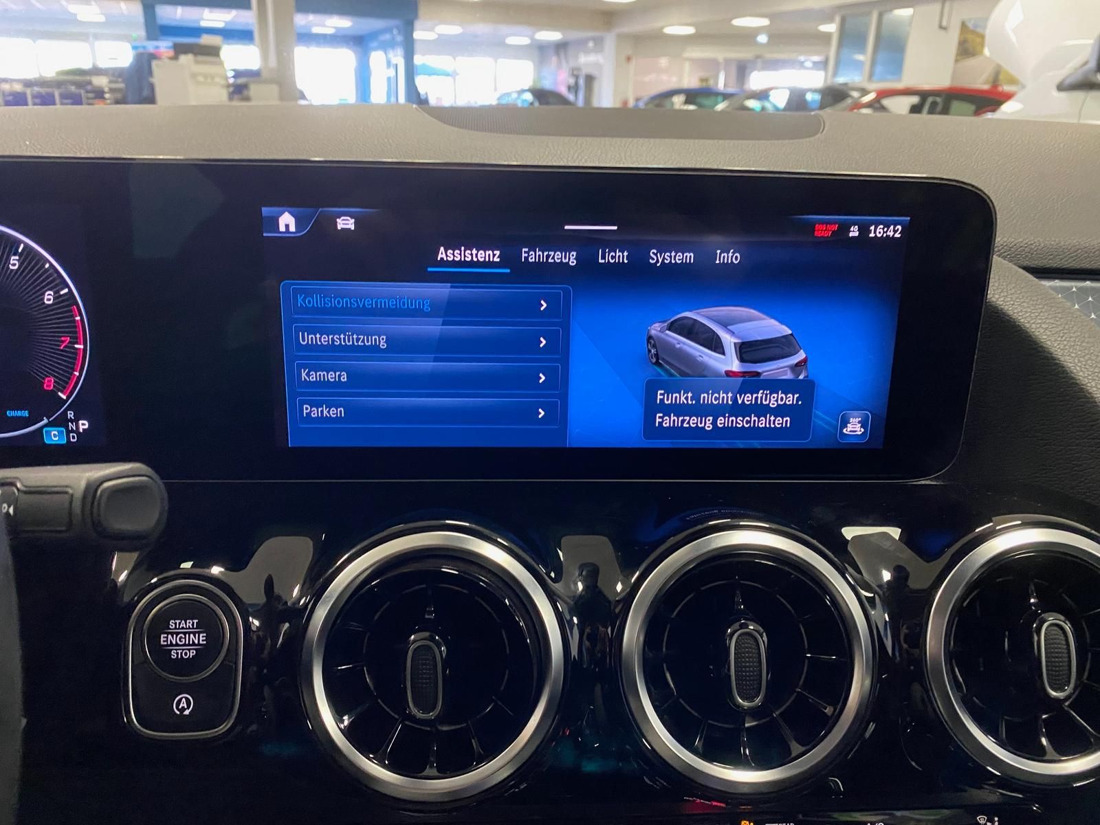 Fahrzeugabbildung Mercedes-Benz B 180 1.3 PROGRESSIVE+NAVI+ALLWETTER+KAMERA+ADVA