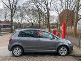 Volkswagen Golf Plus 1,4 - VW Golf Plus in Oberhausen