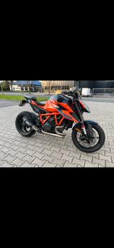 KTM Super Duke 1290 R Tech Pack 