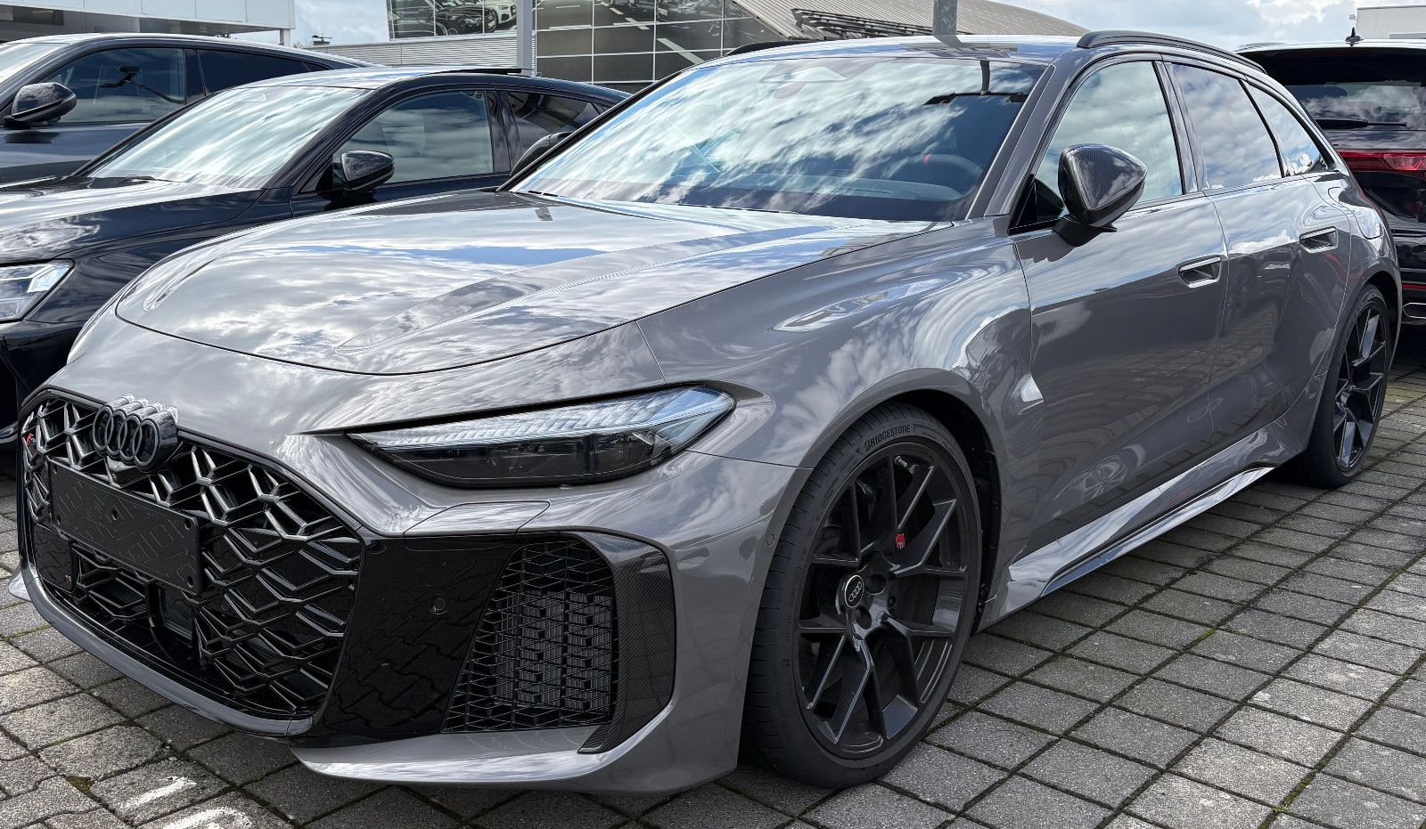 Audi RS 5 Avant - fast VOLL - 5 J. Garantie